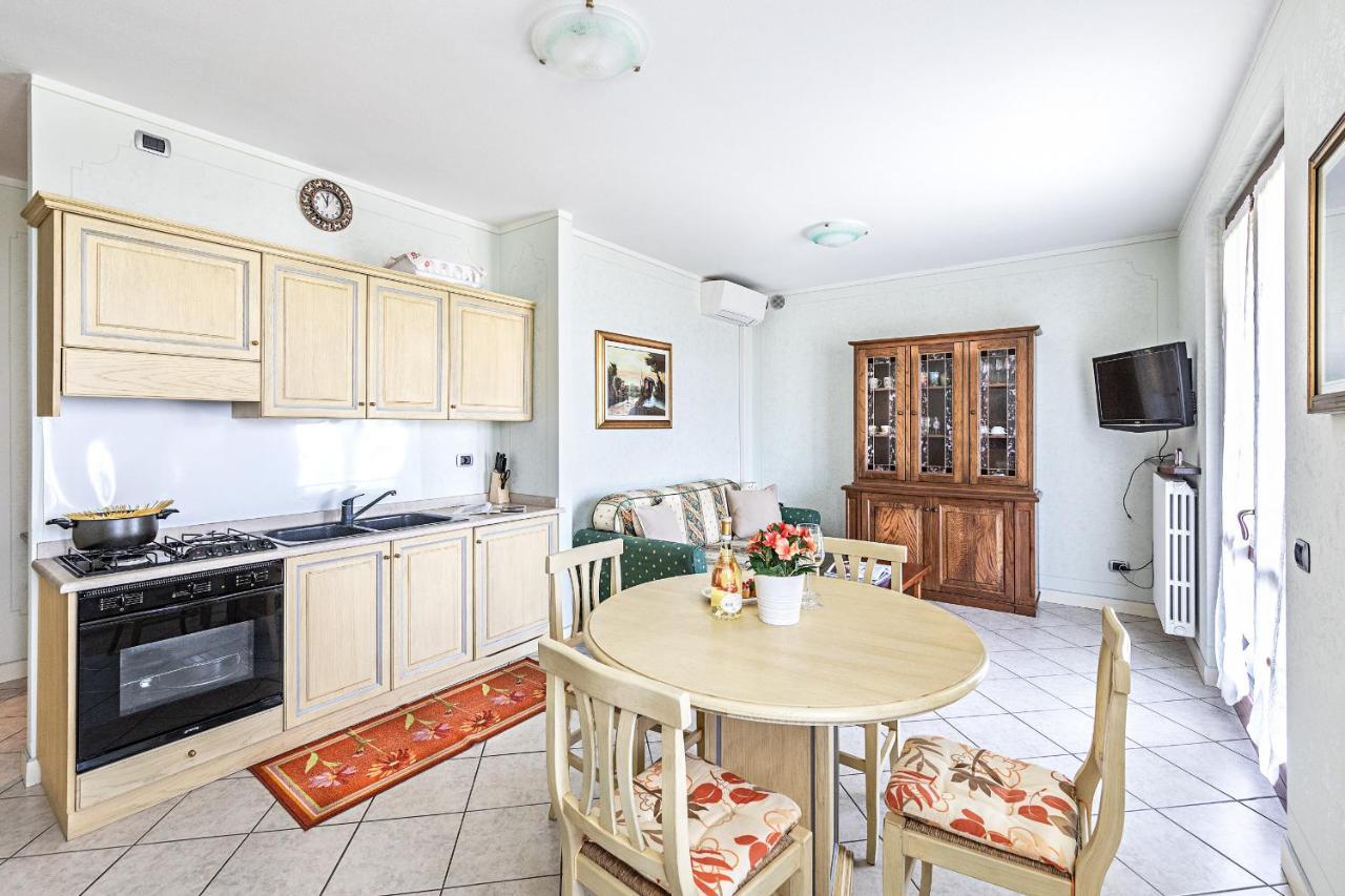 I Mosaici Apartments By Wonderful Italy Sirmione Eksteriør bilde