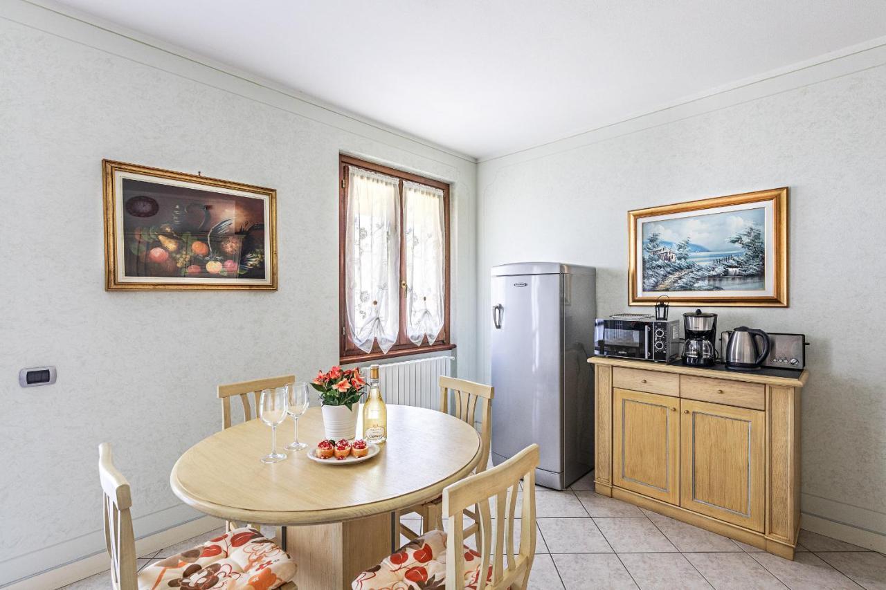 I Mosaici Apartments By Wonderful Italy Sirmione Eksteriør bilde