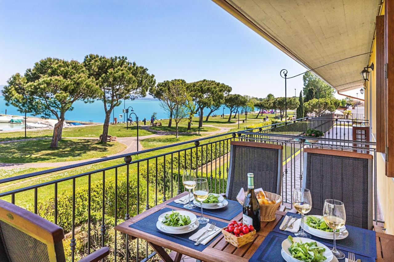 I Mosaici Apartments By Wonderful Italy Sirmione Eksteriør bilde