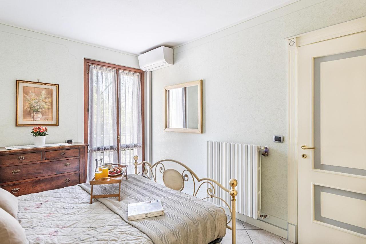I Mosaici Apartments By Wonderful Italy Sirmione Eksteriør bilde
