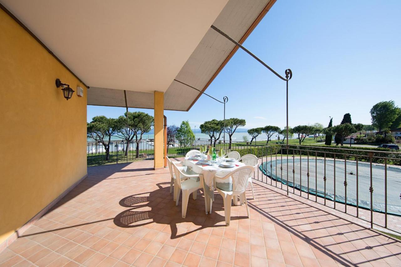 I Mosaici Apartments By Wonderful Italy Sirmione Eksteriør bilde